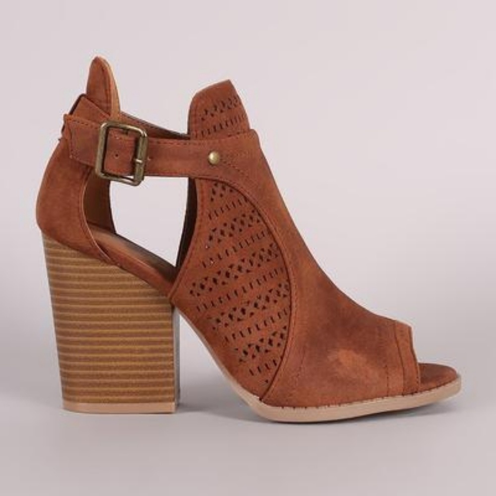 Cognac Booties